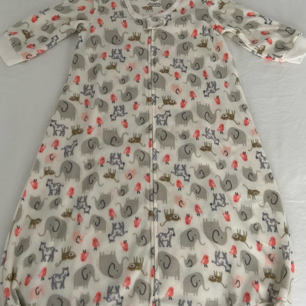 NWT Carter’s Pajama Sleep Sak Blanket Set 6-9 months/You get 2 pajama saks.